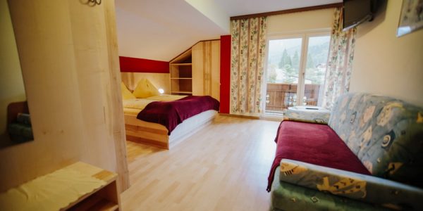 Haus Zerza Lifthaus 6-7er Apart Schlafzimmer