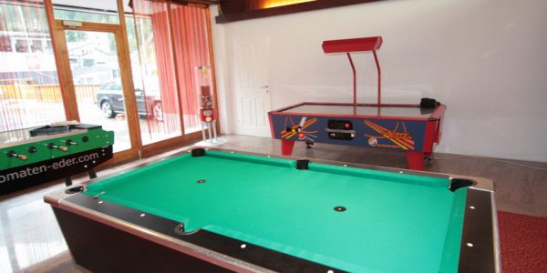 Hotel Olympia 76 Billard